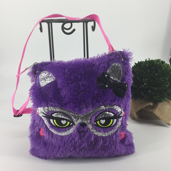 MYSTIC APPAREL Fuzzy Cross-Body Bag - Picture 3 of 8